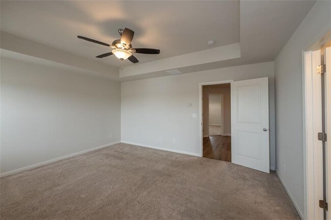 Building Photo - 4013 Park Ln