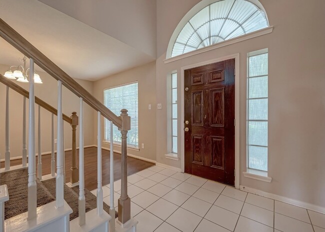 Building Photo - 4914 Jaymar Dr