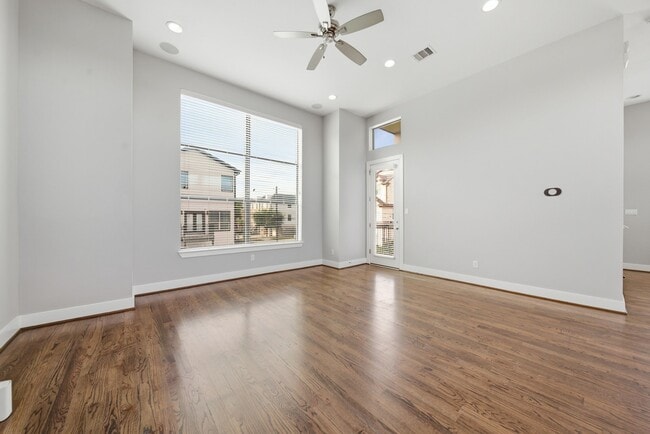 Building Photo - 1814 Thompson St