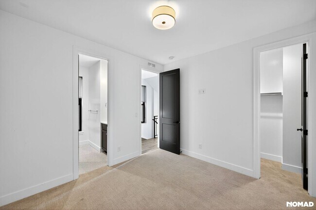 Building Photo - 1 month FREE rent RINO/3-Bed, 3.5-Bath townhouse