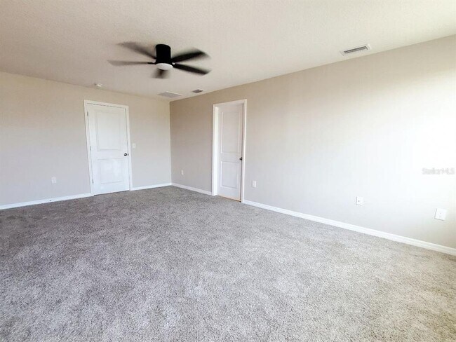 Building Photo - 1014 Golden Shiner Ave