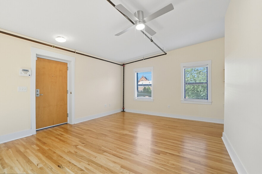 Building Photo - 1412 Republic St