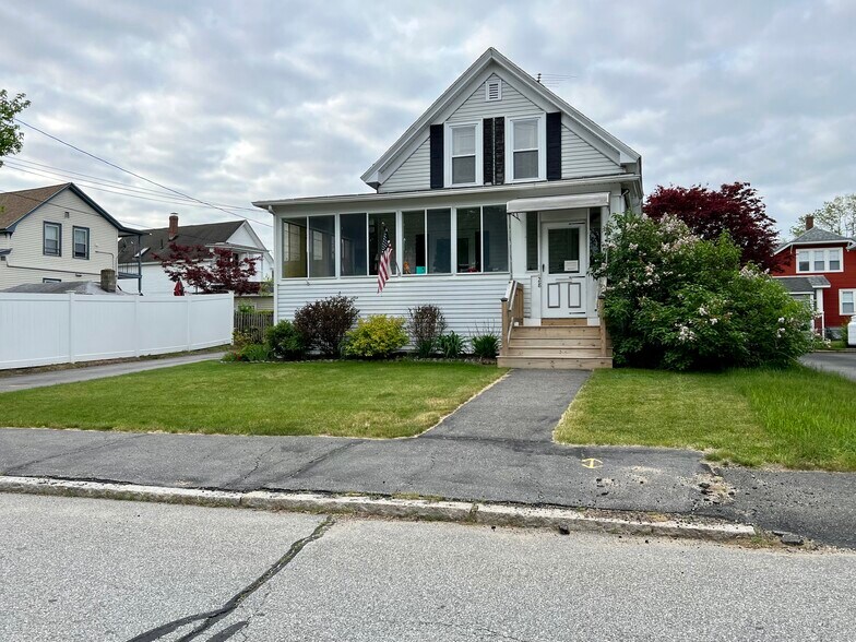 Primary Photo - 28 Mercier Ave