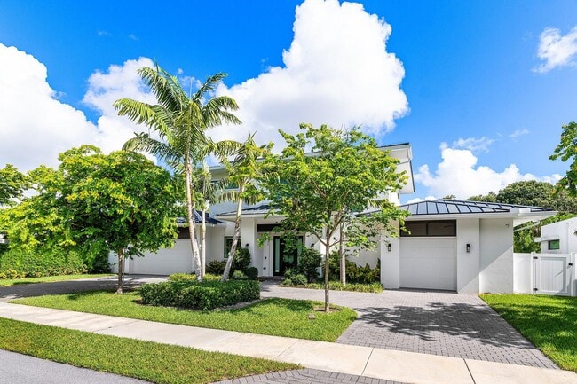 Building Photo - 130 Pineapple Rd