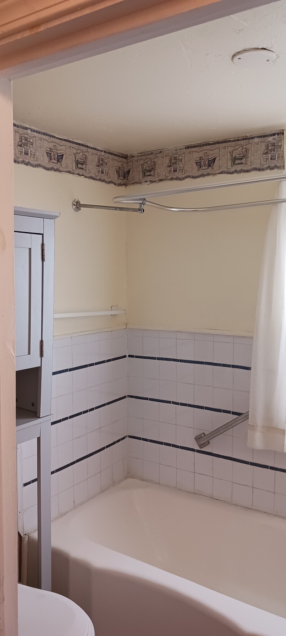 Building Photo - 1311 General Ogden St