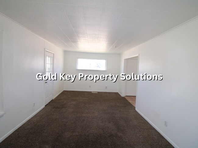 Building Photo - 1550 Raible Ave