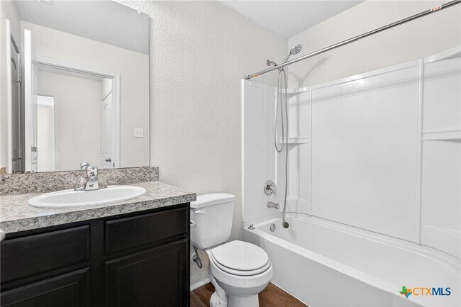 Building Photo - 308 Yearwood Ln