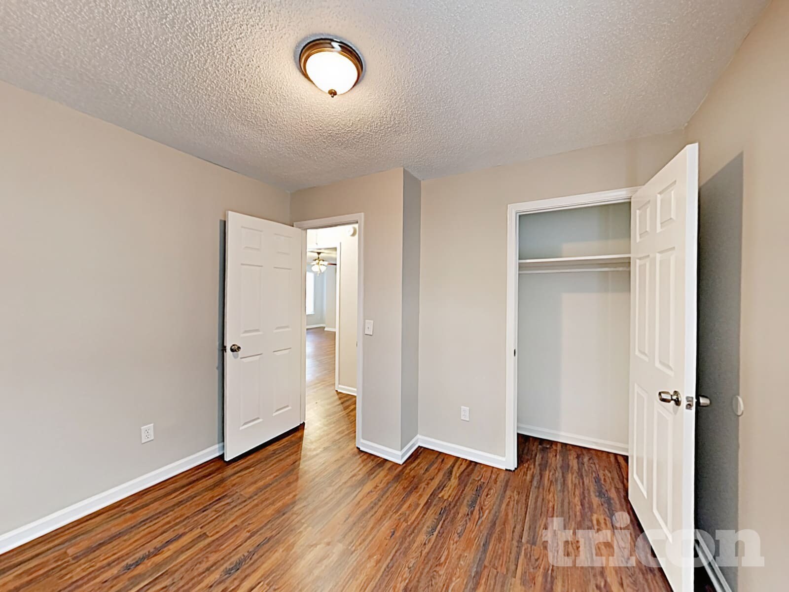 Building Photo - 204 Winslow Way