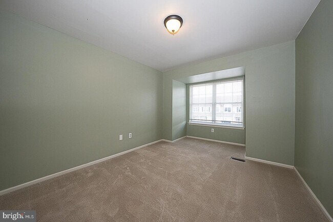 Building Photo - 757 Whitetail Cir