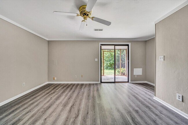 Building Photo - 7311 Maple Ct SW