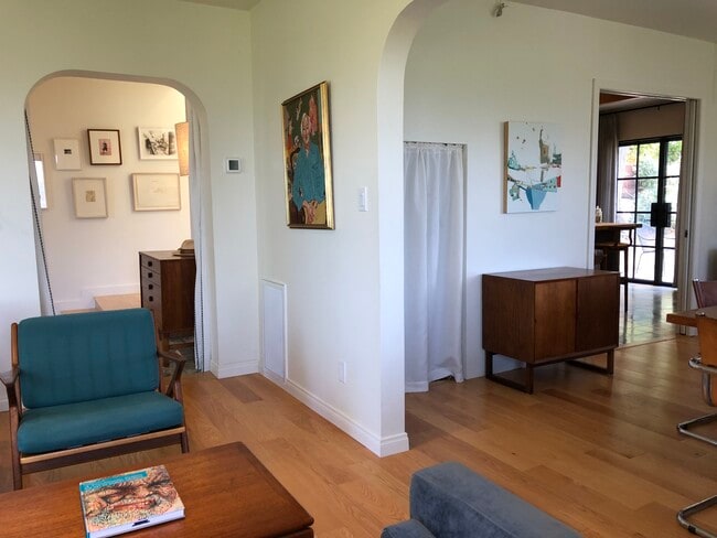 Building Photo - 3622 Landa St