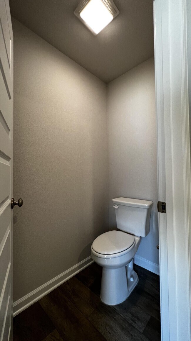 Building Photo - 11186 Elemis Dr