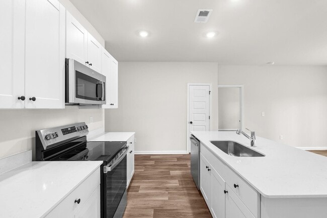 Building Photo - 1039 Harbor Dr
