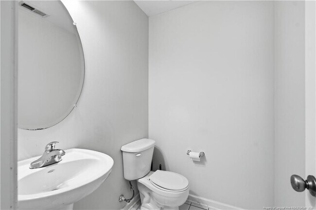 Building Photo - 2305 Gray Goose Loop