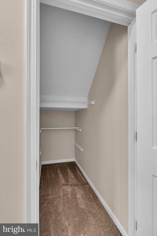 Building Photo - 21644 Frame Square