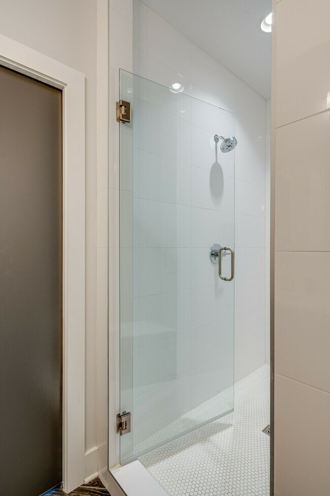 Building Photo - 2910 Felicia St