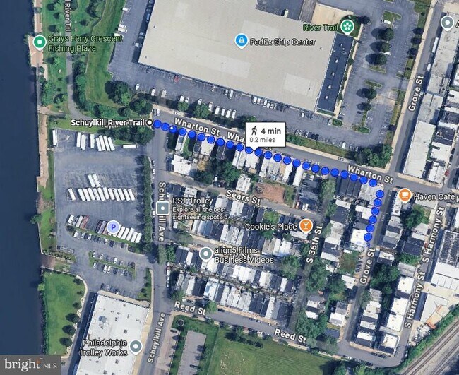 Building Photo - 1326 S Gross St