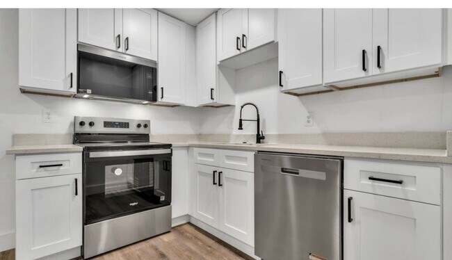 Primary Photo - $300 OFF FIRST MONTHS RENT MOVE-IN SPECIAL!!