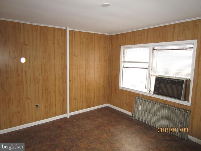 Building Photo - 4259 Southern Ave SE
