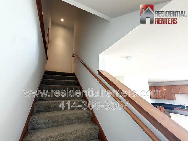 Building Photo - 2121 N Riverboat Rd