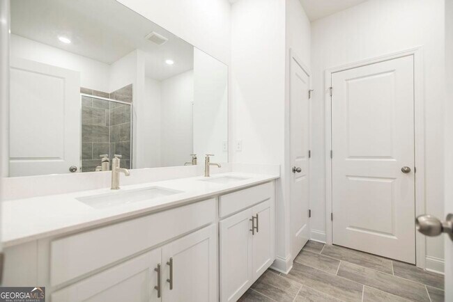 Building Photo - 107 Prospect Ave