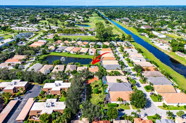 Building Photo - 121 Palm Cir