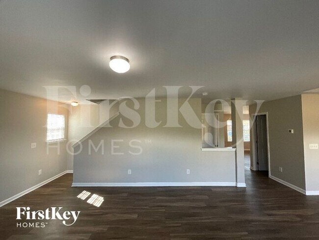 Building Photo - 1432 Scofield Ct