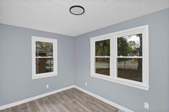 Building Photo - Fully Renovated 3-Bedroom Corner-Lot Gem Near Downtown Columbia & USC!