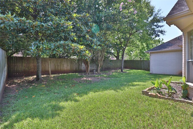 Building Photo - 4530 Springfield Lakes St