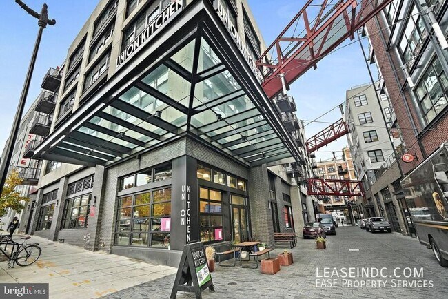 Building Photo - 1625 Eckington Pl NE