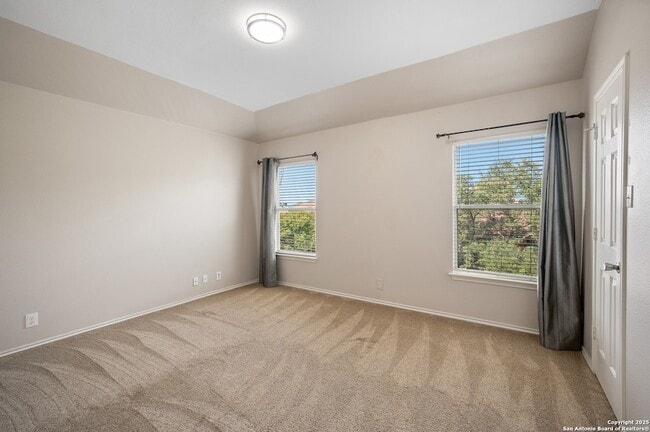 Building Photo - 207 Verde Ridge