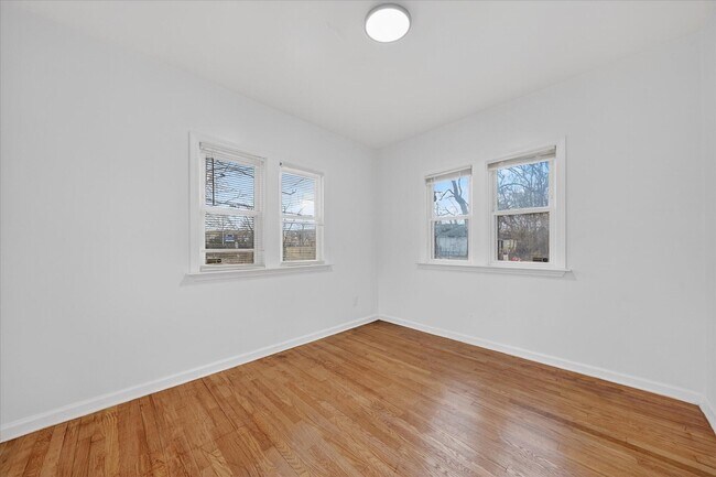 Building Photo - 16890 Stoepel St