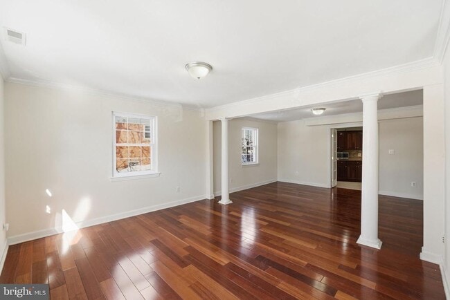 Building Photo - 5205 Brookeway Dr