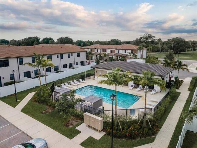 Building Photo - 706 Stellar Ct