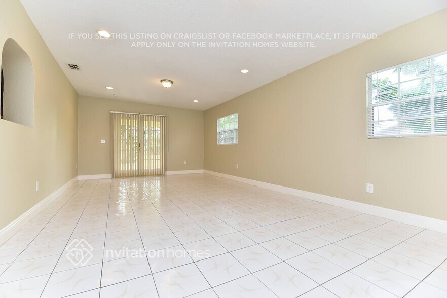 Building Photo - 12900 SW 191st Terrace