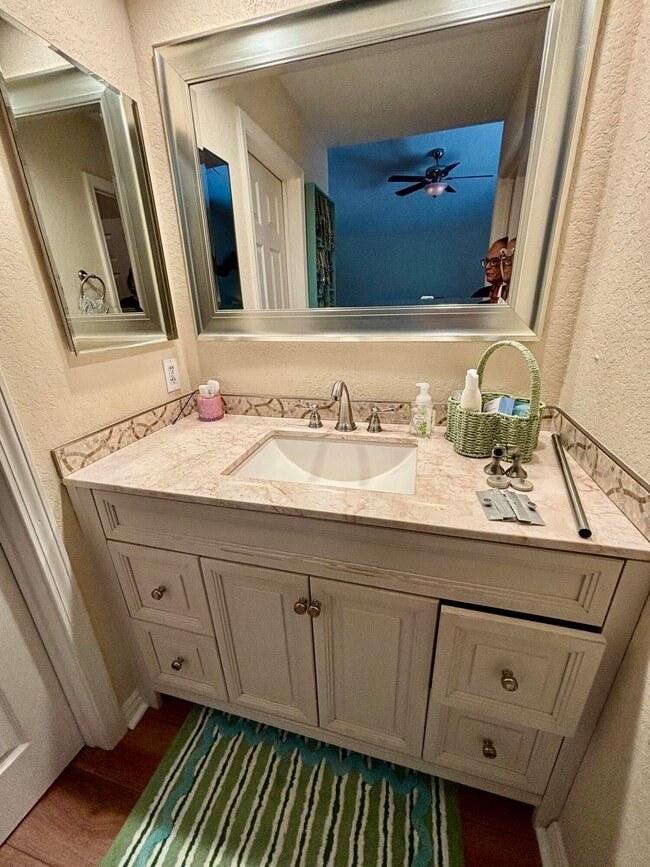 Building Photo - 76923 Turendot St