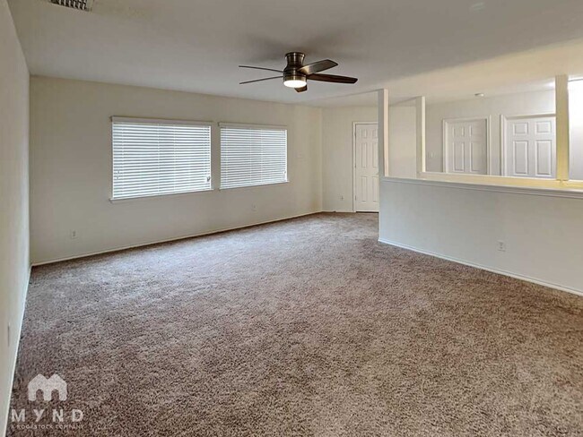 Building Photo - 9203 Silver Vista