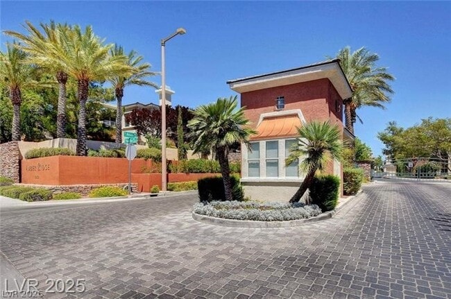 Building Photo - 821 Glacier Peak Ln