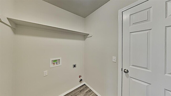 Building Photo - 4328 Umbria Rd