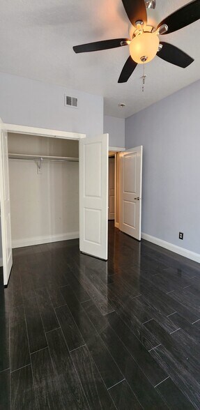 Building Photo - 4276 S Main St