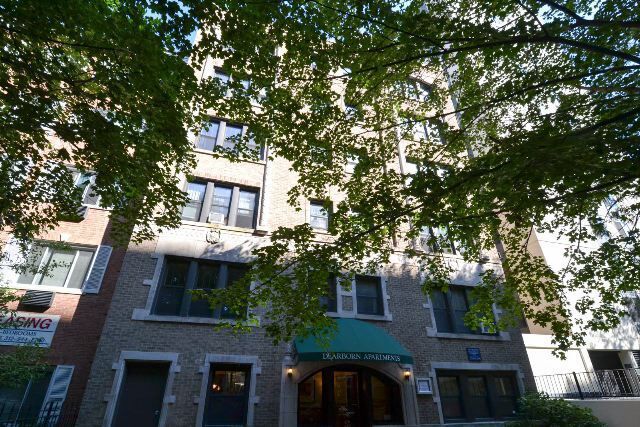 Building Photo - 1314 N Dearborn St