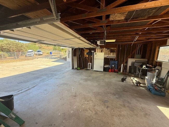 Building Photo - 2 ON 1 PROPERTY in ALPINE! 3BR/2BA home PL...