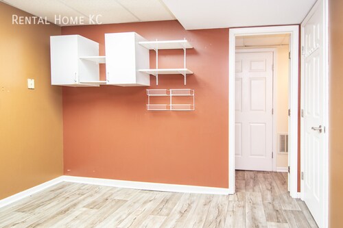Building Photo - 10509 Ballentine-