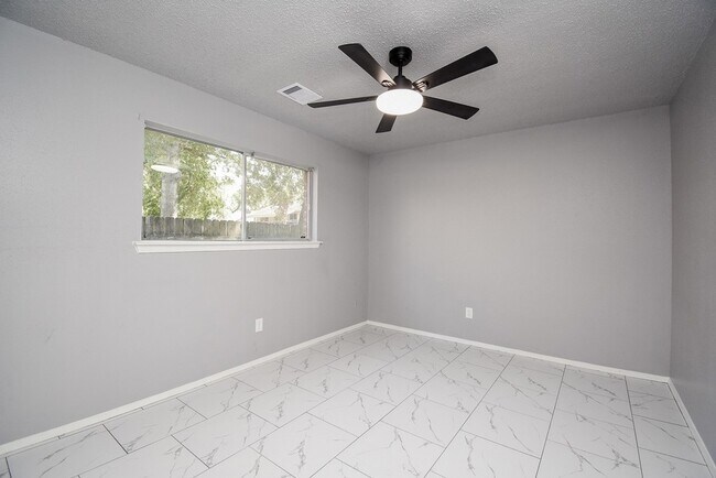 Building Photo - 23515 Briarcreek Blvd