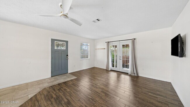 Building Photo - 3926 Sabal St