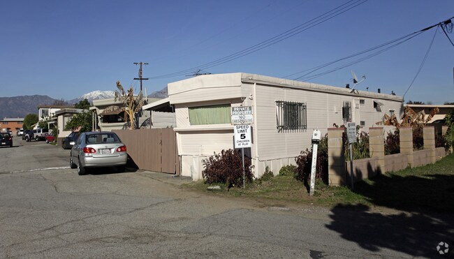 Building Photo - Sunset Trailer Grove
