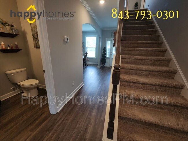 Building Photo - 123 Rouen Ln
