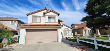 Building Photo - NORTH MIRA MESA / SAN DIEGO - Nice Renovated 4 Bedroom / 2.5 Bath House.  AVAILABLE NOW!