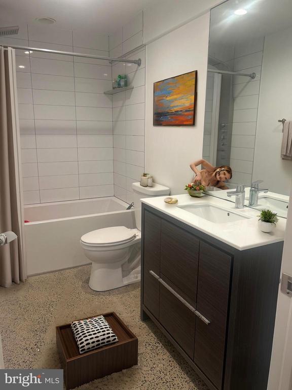 Building Photo - 400 Riggs Rd NE