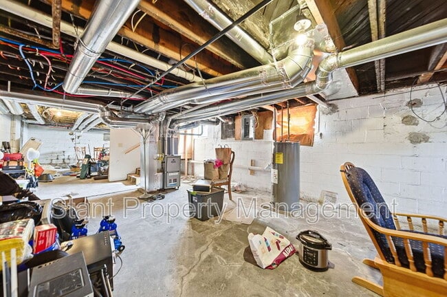 Building Photo - 2536 Adams Ave